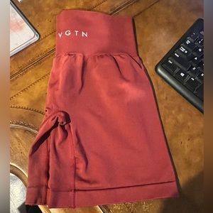 NVGTN shorts